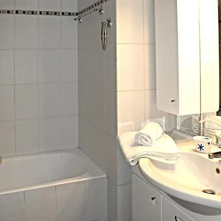 Amazing 2 Bedroom Luxury *